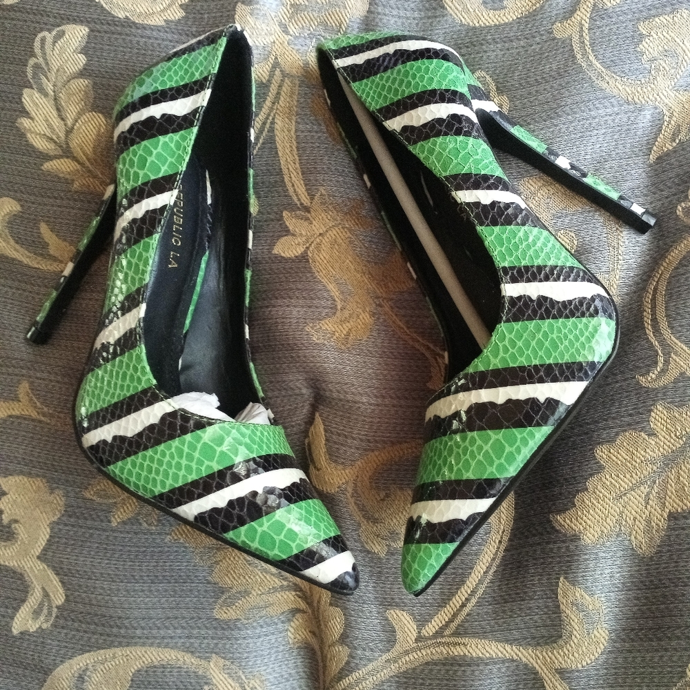 TriColor Pumps